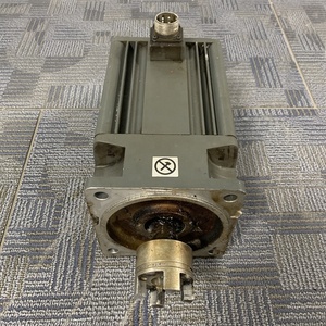 Motor AC sin escobillas FXM53.20F.I0.100 usado en stock con entrega rápida - Product Image 1