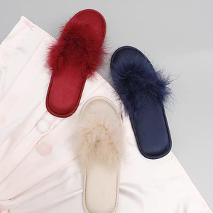 <span class=keywords><strong>Chanclas</strong></span> para <span class=keywords><strong>Mujer</strong></span>, Espuma Viscoelástica, Decoración de Plumas de Seda para Interiores, Pantuflas de Boda para Damas de Honor - Product Image 3