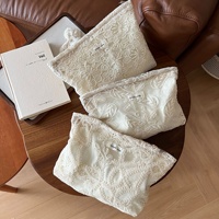 Pochette de rangement simple pour maquillage et soins de la peau en gaze brodée de dentelle française avec fermeture éclair pour femme