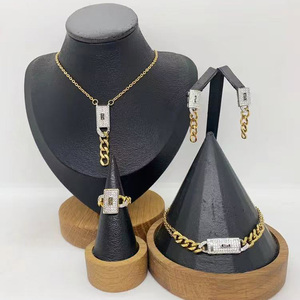 Nouvel <span class=keywords><strong>ensemble</strong></span> de bijoux 4 pièces pour femme, style marocain, en acier inoxydable de Dubaï, avec strass arabes, comprenant collier, boucles d'oreilles, bracelet <span class=keywords><strong>et</strong></span> bague - Product Image 1