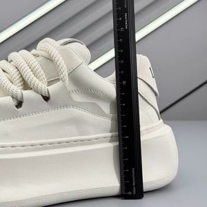 Nouvelle Arrivée 2026 – Chaussures Décontractées pour Hommes, Style Marche, Baskets Chunky à Plateforme, Tendance et Confortables pour le Quotidien, Vente en Gros - Product Image 5