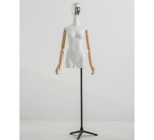 Venta al por mayor Boutique adulto de fibra de vidrio de la parte superior del Torso ropa maniquí niños Torso ajustable brazo de madera con cromo cabeza - Product Image 5