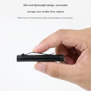 Mini Linterna LED Recargable de Aleación de Aluminio Portátil con Función de Alarma, Soporte para Bolígrafo y Gorra, Llavero - Product Image 2