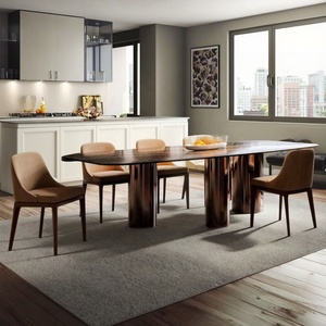 Tavolo da Pranzo Ovale di Lusso Leggero con Piano Asimmetrico e Massiccia Base Dorata a 3 Gambe - Product Image 6
