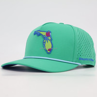 Gorra de Béisbol Personalizada OEM de 5 Paneles con Parche de Goma PVC, Impermeable, con Orificios Cortados con Láser, Gorra de Golf de Poliéster con Cuerda