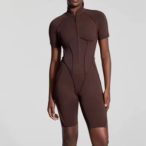 Tuta sportiva e tuta sportiva monpezzo personalizzata con tute e tute - Product Image 5