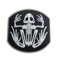 Patchs PVC personnalisés qui brillent dans le noir, badges en caoutchouc sans minimum de commande, patchs en silicone souple 2D 3D en caoutchouc PVC