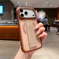 Coque de téléphone portable hybride TPU+PC de 2,5 mm d'épaisseur, tendance, avec bracelet pour iPhone 12 PRO MAX, coque magnétique.