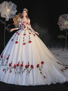 Dilireba's 2025 robe <span class=keywords><strong>de</strong></span> mariée d'<span class=keywords><strong>été</strong></span> élégante mariée bustier tubulaire Style <span class=keywords><strong>forêt</strong></span> queue dentelle robe <span class=keywords><strong>de</strong></span> bal pour mariage voyage Photos - Product Image 4