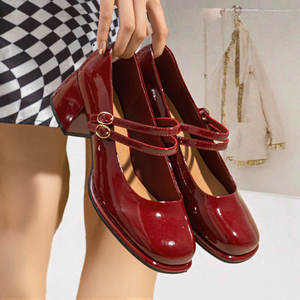 Chaussures habillées pour femmes à talons mi-hauts, style Mary Jane, en cuir verni rouge, avec bride à boucle, pour mariage et soirée - Product Image 3