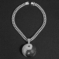 Premium Hip Hop ICED out Bling Symbole Chinois Tai Chi Yin Yang Pendentif Collier Rhodium Argent Plaqué Diamant Glacé pour Cadeau