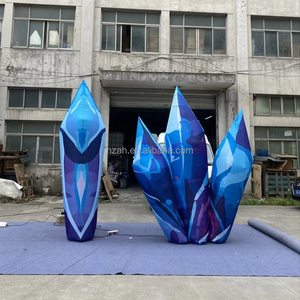 Modèle <span class=keywords><strong>de</strong></span> <span class=keywords><strong>cristal</strong></span> gonflable géant réaliste, <span class=keywords><strong>cristal</strong></span> <span class=keywords><strong>de</strong></span> <span class=keywords><strong>roche</strong></span> ou <span class=keywords><strong>cristal</strong></span> <span class=keywords><strong>de</strong></span> glacier gonflable accrocheur pour les activités et événements Alice - Product Image 3