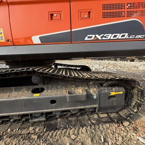รถขุดไฮดรอลิกแบบตีนตะขาบ Doosan DX300LC ขนาด 30 ตัน - Product Image 2