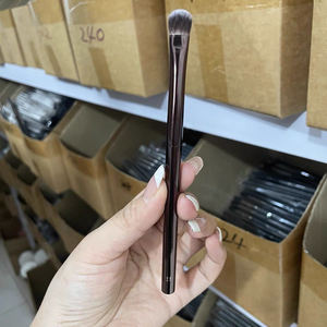 HG3 All Over Shadow Brush Manche en aluminium Virole Série Sablier Vegan Pinceaux de maquillage professionnels de luxe Vente au comptant d'usine - Product Image 5