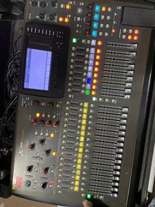 Máy trộn âm thanh cảm ứng kỹ thuật số thứ hai với <span class=keywords><strong>32</strong></span> kênh 50W Thiết kế bền cho hệ thống âm thanh vòm - Product Image 2