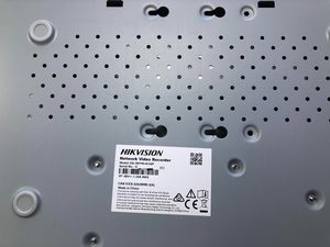 <span class=keywords><strong>Hikvision</strong></span> DS-7604NXI-K1/4P 4 canaux PoE 1U Série K AcuSense <span class=keywords><strong>NVR</strong></span> 4K jusqu'à 40 Mbps de bande passante entrante Formats vidéo H.265+ H.264+ - Product Image 3
