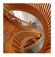 Escalier en bois massif d'intérieur, escalier courbé, escalier en colimaçon, escalier en bois sculpté classique, escalier métallique