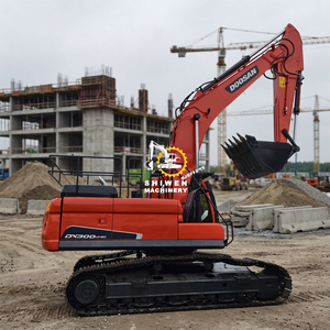 Excavatrice sur chenilles Doosan DX300LC-9C d'occasion en bon état, en stock, matériel de terrassement d'occasion Doosan DX300 DX340 DX360 - Product Image 1