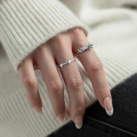 Bague ouverte en argent sterling 925 pour femmes disques d'arc de coeur d'amour romantique pour la fête de mariage ou le cadeau d'anniversaire