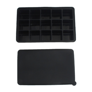 Grand bac à glaçons en silicone avec couvercle amovible - Sans BPA, flexible, 15 cavités, pour whisky et cocktails - Product Image 4