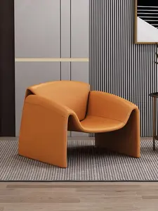 Cadeiras de lazer confortáveis para sala de estar com sentido de linha minimalista escargot