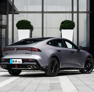 Voiture d'occasion la plus vendue : Changan Uni-V 1.5T, excellente voiture compacte 5 places essence, Uni-V <span class=keywords><strong>2023</strong></span> 1.5T 188HP L4 pour adultes, en stock - Product Image 3