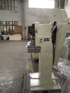 Machine semi-automatique de fabrication de boîtes à biscuits rondes - Product Image 4