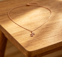 Collier tendance avec pendentif étoile ajourée en acier inoxydable plaqué or 18 carats, bijou scintillant pour le quotidien