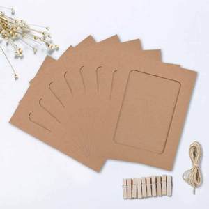 Cornice per foto <span class=keywords><strong>in</strong></span> carta Kraft ecologica di alta qualità e prezzo basso con Clip <span class=keywords><strong>in</strong></span> <span class=keywords><strong>legno</strong></span> e ornamenti per la casa <span class=keywords><strong>in</strong></span> corda da appendere alla parete - Product Image 1