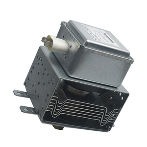 Magnetron à micro-ondes Panasonic 2M210-M1 refroidi par air avec plaque de base longue pour équipement industriel et commercial - Product Image 1