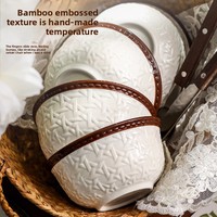 Ensemble de vaisselle en céramique et porcelaine à motif animalier minimaliste, compatible micro-ondes, design moderne et épuré