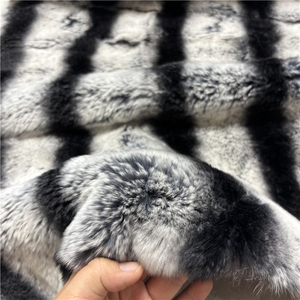 Manta <span class=keywords><strong>de</strong></span> Piel <span class=keywords><strong>de</strong></span> <span class=keywords><strong>Chinchilla</strong></span> para Cama - Product Image 3