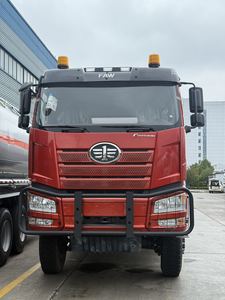 Camion-citerne FAW 4X2 automatique neuf de 4999 L pour le transport de carburant, diesel, essence, pétrole, huile, pour la livraison de carburant - Product Image 4