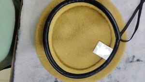 Chapeau béret en laine unisexe de haute qualité Style extérieur personnalisé couvre-chef adulte pour vêtements de cérémonie directement vendu en gros auprès de la sécurité israélienne - Product Image 4