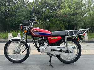Moto de rue Honda1 CG125, puissance robuste, fiable et économique - Product Image 5