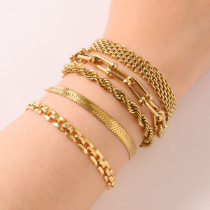 Gelang Rantai Cuban Berkualitas Tinggi Tahan Air Lapis Emas 18K PVD Baja Tahan Karat Perhiasan Wanita Hadiah - Product Image 1