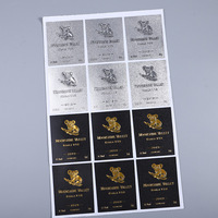 Op Maat Gemaakte Logo Composiet Pers Print Verdikte Huisdier Aluminiumfolie Reliëf Metallic Sticker Voor Wijnfles Naamplaatje Merk