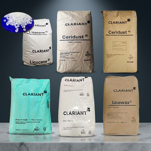 Lubrificante Interno/Esterno Clariant Licowax <span class=keywords><strong>E</strong></span> in Scaglie, Cera di Lignite 100% Pura di Origine Tedesca per Plastica Tecnica/PVC - Product Image 1