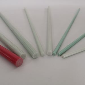 Tiges rondes en fibre de verre de différentes tailles. Utilisé comme clôture pour protéger le bétail. - Product Image 4