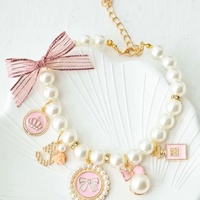 Accessoires de collier pour animaux de compagnie mignon cou bavoir bébé chat bavoir chien chat collier de perles