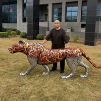 Sculpture d'animal grandeur nature personnalisée en usine Statue de léopard et de tigre en acier inoxydable coloré artisanat en métal Art Graffiti
