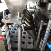 Machine Automatique de Remplissage et de Scellage de Gobelets Nespresso Capsules de Café K Cup Poudre de Café Condiment Remplissage Scellage Emballage