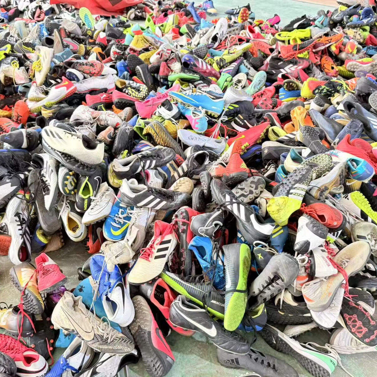 Second Hand Branded Shoes High Quality Wholesale Stock - Main Image