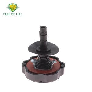 Bouchon de réservoir de liquide de direction assistée Tree Of Life 15907878 82605 pour Buick LaCrosse Corolla Cadillac - Product Image 2