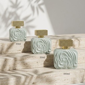 Green Glass <b>Perfume</b> <b>Bottle</b> <b>30ml</b> 50ml 100ml | Luxury Eco-Friendly Cosmetic Packaging with Matte Frost Engraving Decal - Product Image 4