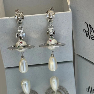 Pendientes de Lujo Empress West, Diseño de Gota de Agua Tridimensional, Perla Saturno, Oro y Plata, Elegantes y Modernos - Product Image 5