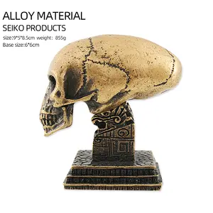 Meilleurs cadeaux de Noël Indiana Jones Ornements en métal Périphériques pour petit ami - Product Image 1