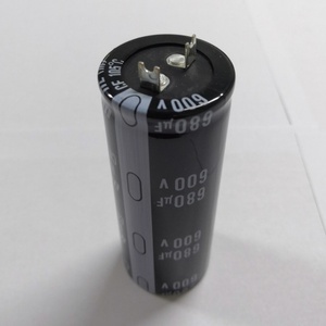 2025 New DC nhôm tụ điện điện phân cho năng lượng mới lĩnh vực 600V 82/100/220/470/680/820UF thấp rò rỉ tụ - Product Image 6