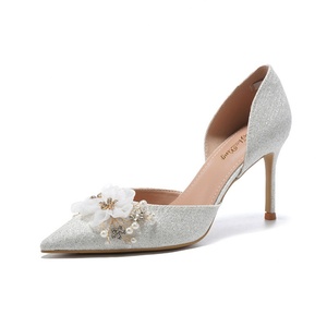 2025 Spring/Summer New Korean-style Hollow High Heels Stiletto Pointed-toe Bow-knot Flower <b>Sandals</b> Fashionable White PU Lining - Product Image 5