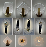 Applique murale moderne à LED avec abat-jour en verre doré, coque en aluminium pour hôtel, lampe murale ronde en forme de fleur pour chambre à coucher